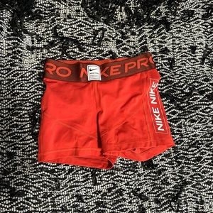 Nike pro XS